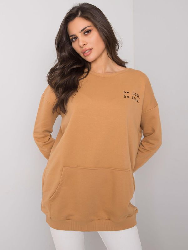 Fashionhunters RUE PARIS Camel pocket sweatshirt without hood