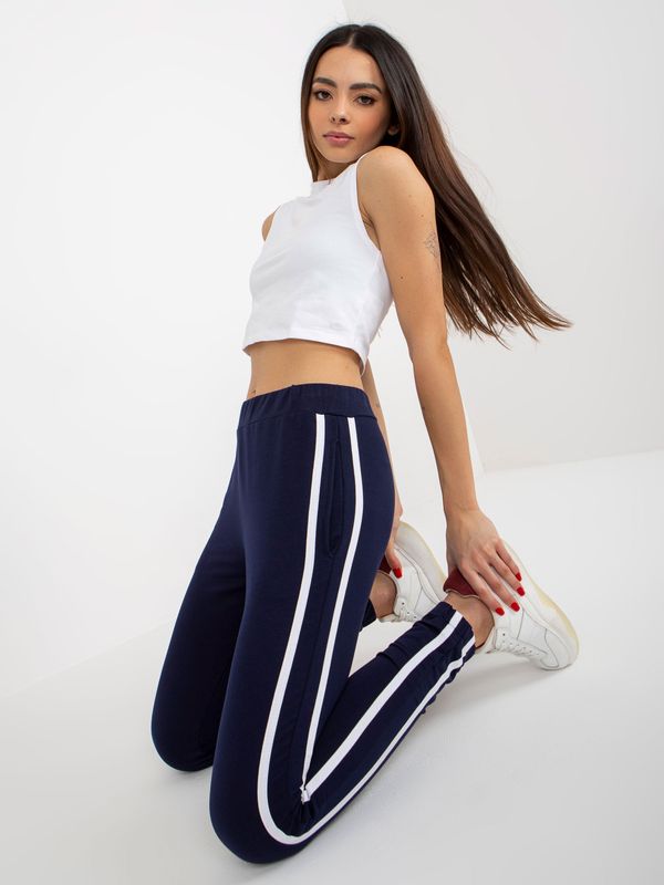 Fashionhunters RUE PARIS navy basic sweatpants without fastening