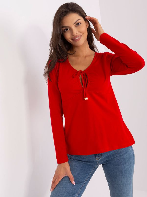 Fashionhunters RUE PARIS red basic blouse with long sleeves