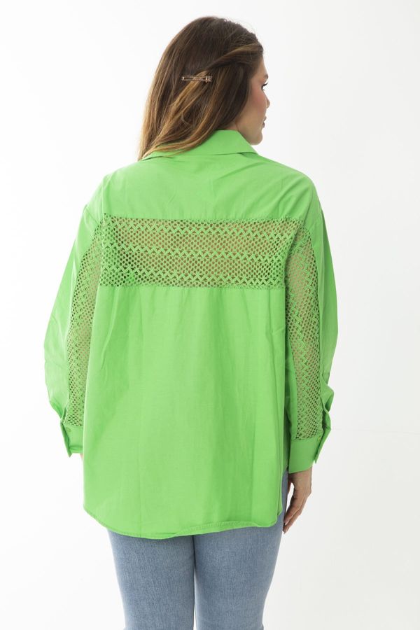 Şans Şans Women's Large Size Green Shirt with Lace Detail and Long Sleeves on the Back