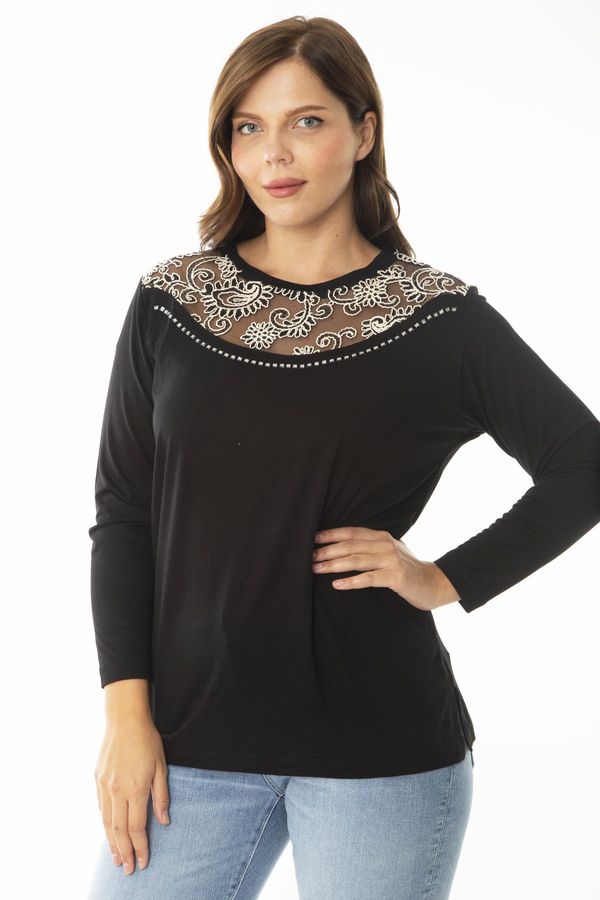 Şans Şans Women's Plus Size Black Collar Long Sleeved Blouse With Tulle Embroidery And Stones Detail