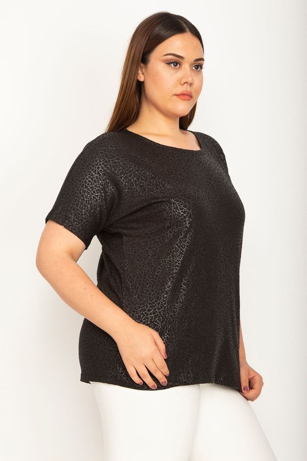Şans Şans Women's Plus Size Black Flocked Fabric Self Patterned Low Sleeve Blouse