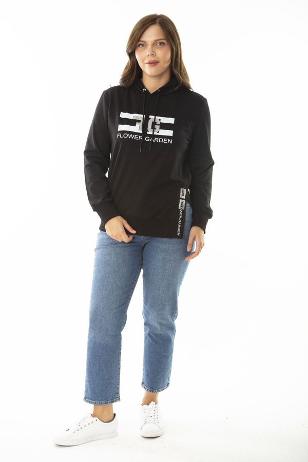 Şans Şans Women's Plus Size Black Stones And Print Detailed Hooded Sweatshirt with Side Slits