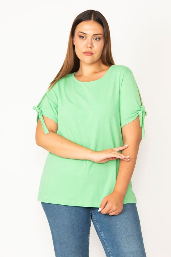 Şans Şans Women's Plus Size Green Crew Neck Sleeve Slit Laced Viscose Blouse