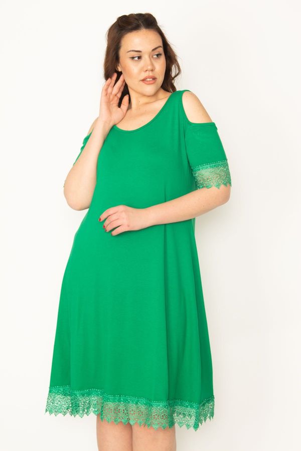 Şans Şans Women's Plus Size Green Decollete Decollete Green Lace Dress