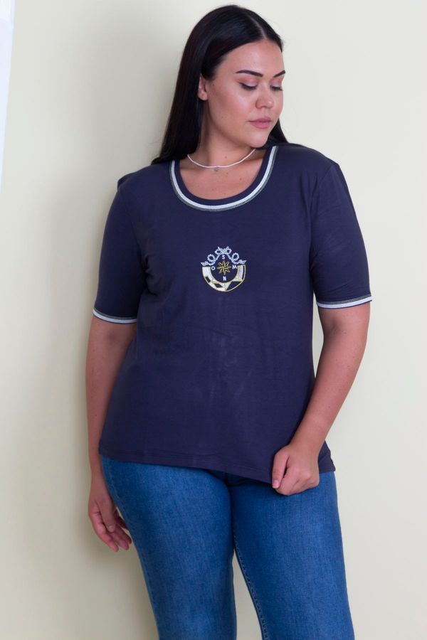 Şans Şans Women's Plus Size Navy Blue Embroidered Viscose Short Sleeve T-Shirt