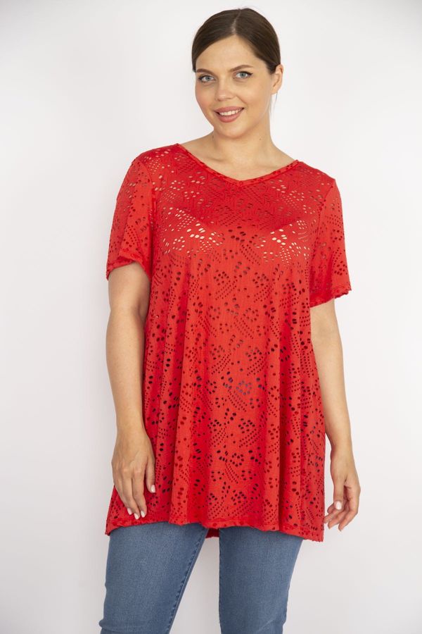 Şans Şans Women's Pomegranate Plus Size Hole Fabric V-Neck Short Sleeve Blouse