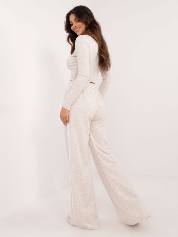 My Red Lips Set-EM-KMPL-970.22-light beige