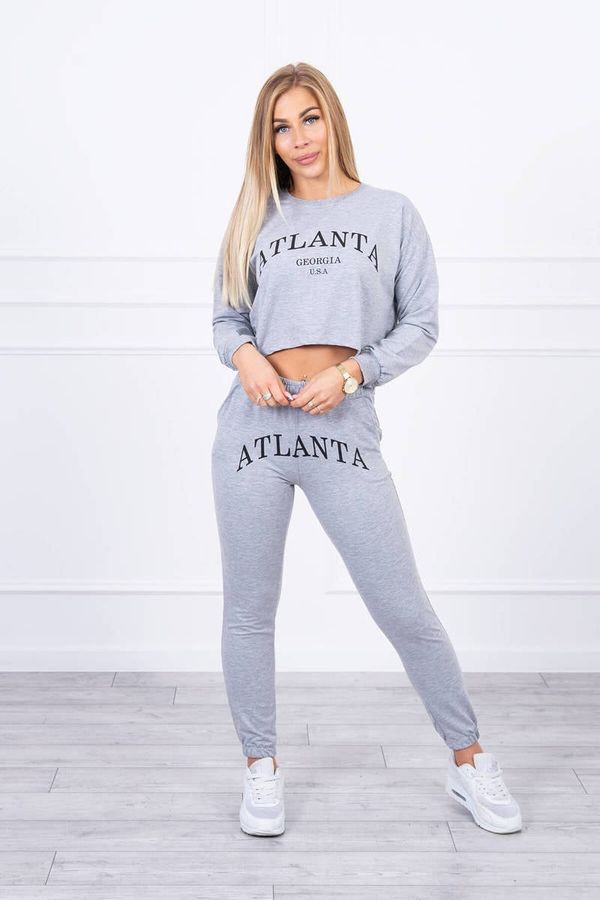 Kesi Set with gray Atlanta print