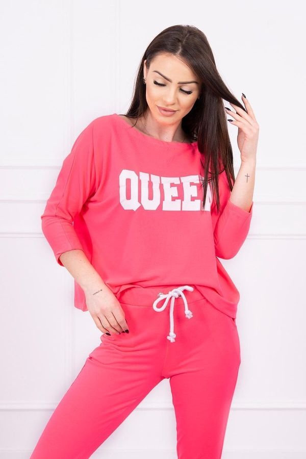 Kesi Set with pink neon Queen print
