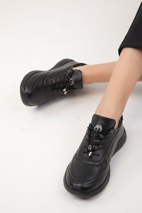 Soho Soho Black-Black Genuine Leather Women's Sneaker 19922