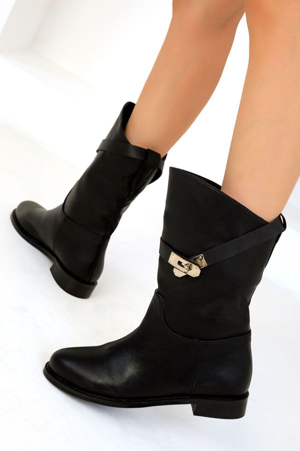 Soho Soho Black Women's Boots & Bootie 19558