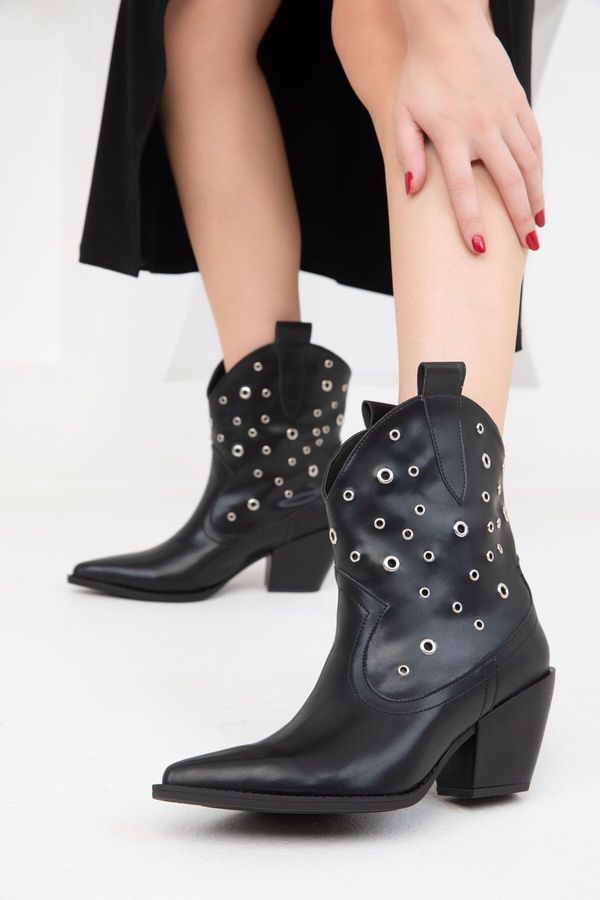 Soho Soho Black Women's Boots & Bootie 19877