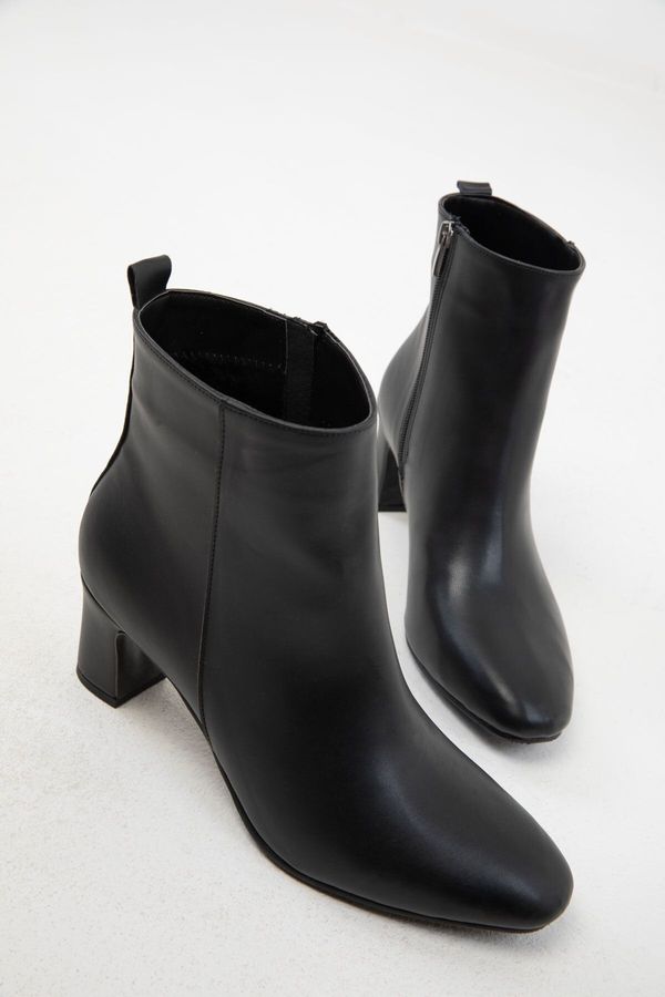 Soho Soho Black Women's Boots & Bootie 20034