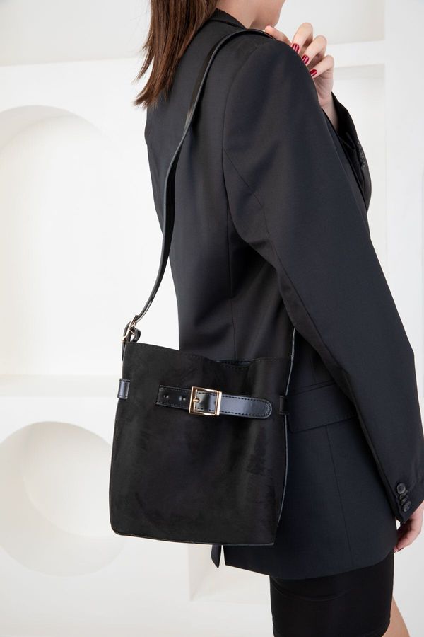 Soho Soho Black Women's Shoulder Bag 20041