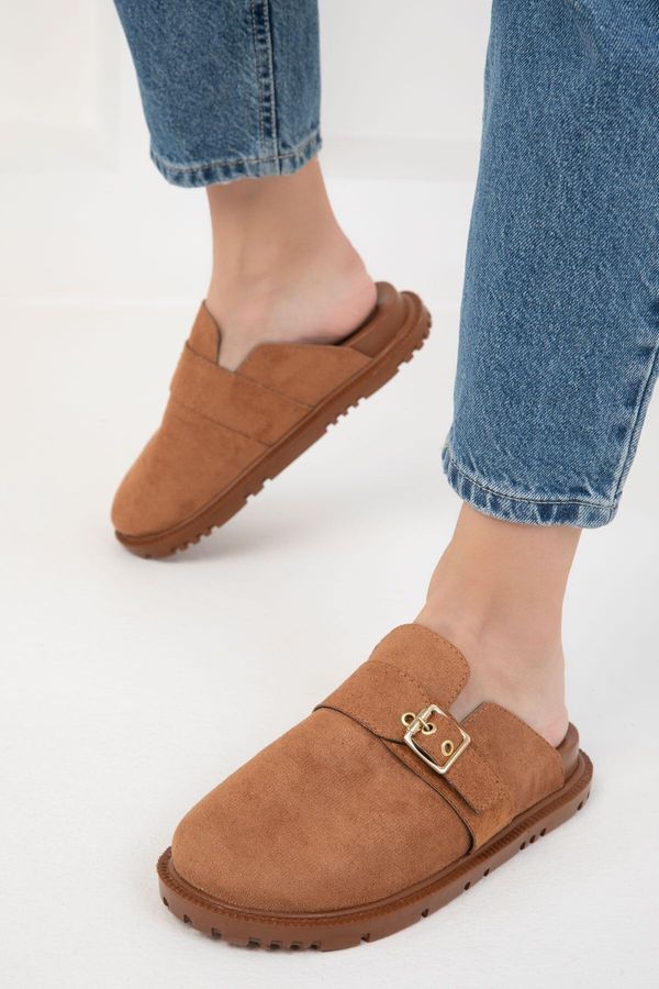 Soho Soho Tan Suede Slippers (19910)