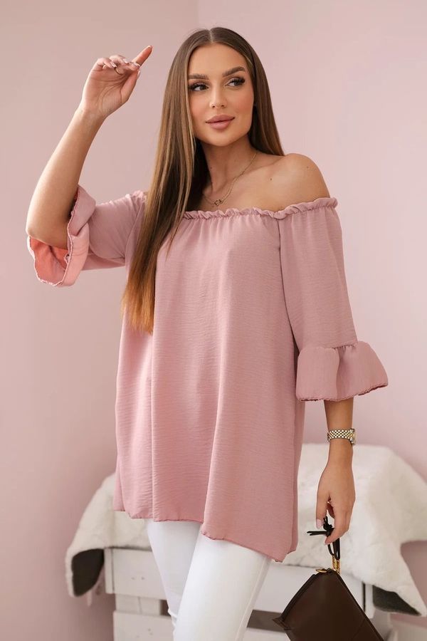 Kesi Spanish blouse with ruffles on the sleeve dark pink