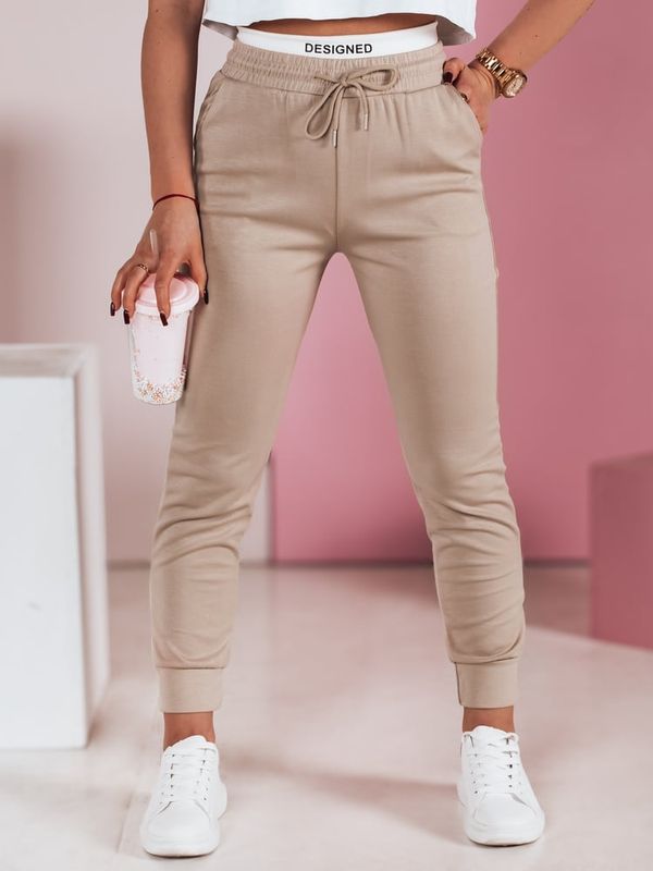 DStreet Spodnie dresowe damskie slim fit SPORTIVO beżowe Dstreet