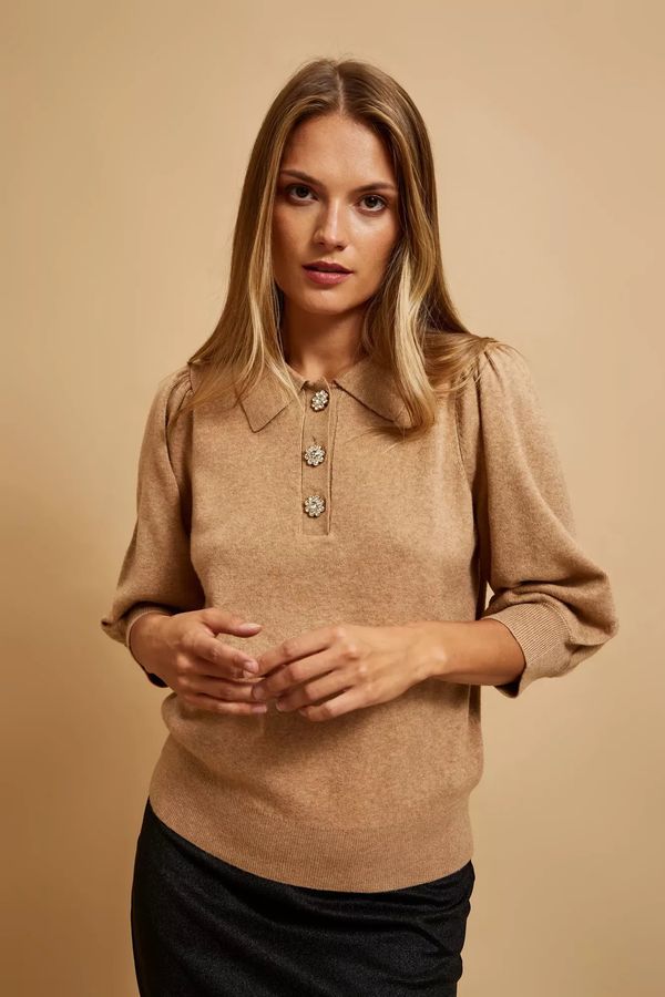 Moodo Sweater with decorative buttons