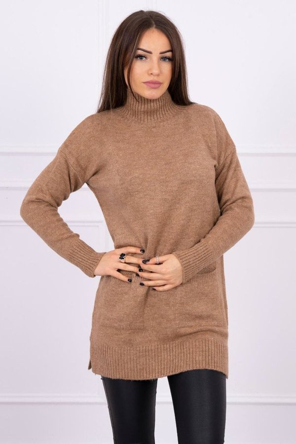 Kesi Sweater with stand-up collar camel