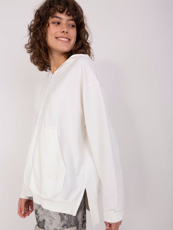 RELEVANCE Sweatshirt-RV-BL-9020.01-ecru