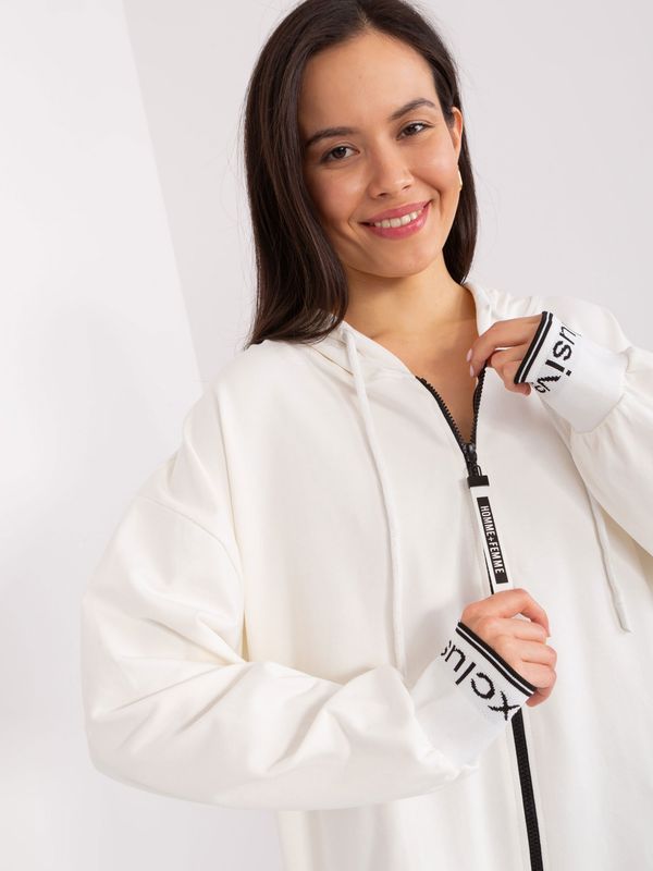 RELEVANCE Sweatshirt-RV-BL-9096.43P-ecru