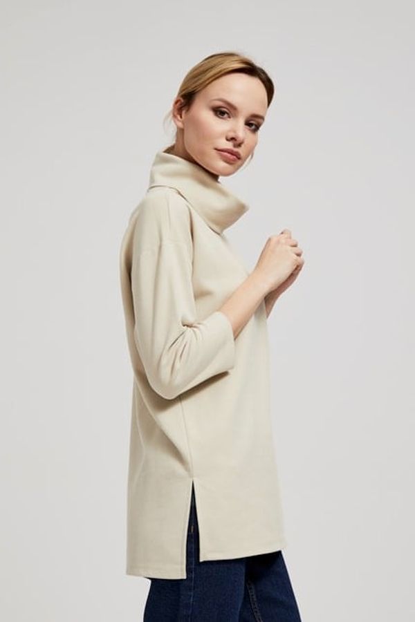 Moodo Sweatshirt with a wide turtleneck