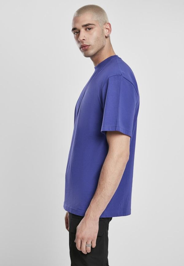 Urban Classics T-shirt in blue purple color