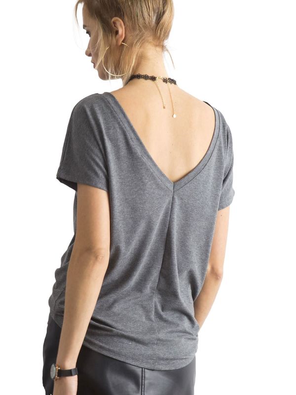 Fashionhunters T-shirt with dark grey neckline at back