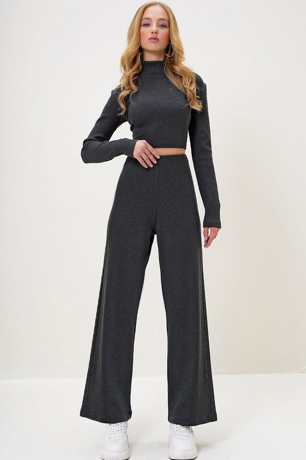 Trend Alaçatı Stili Trend Alaçatı Stili Women Anthracite Stand Collar Camisole Crop Blouse and Pants Suit