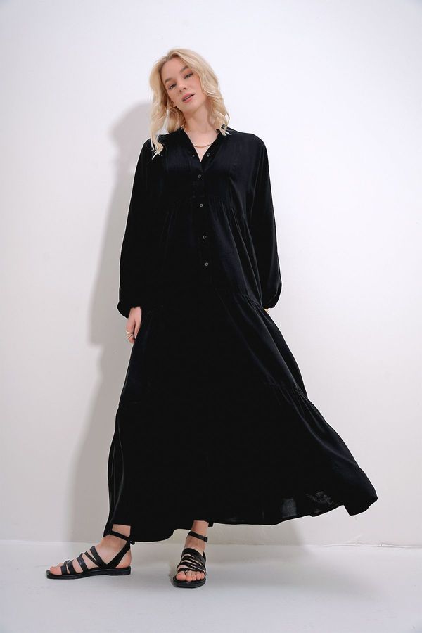 Trend Alaçatı Stili Trend Alaçatı Stili Women's Black Crew Neck Buttoned Flounced Skirt Gathered Viscose Dress