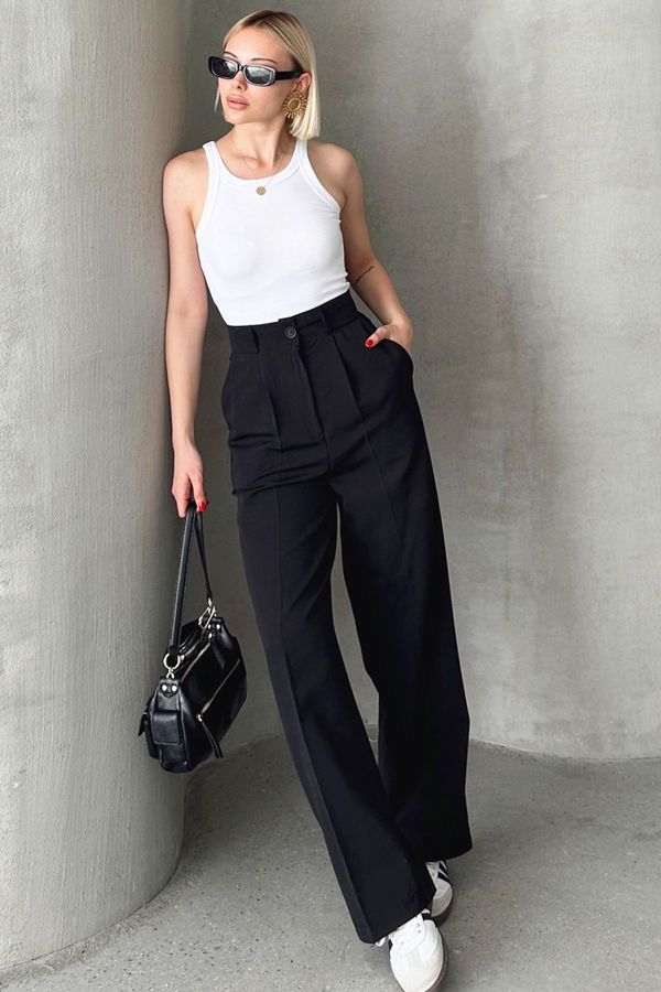 Trend Alaçatı Stili Trend Alaçatı Stili Women's Black Double Pocket Pleated Linen Palazzo Trousers