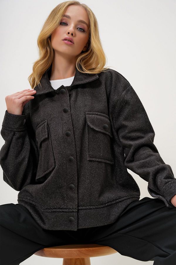 Trend Alaçatı Stili Trend Alaçatı Stili Women's Black Lined Double Pocket Stamp Jacket