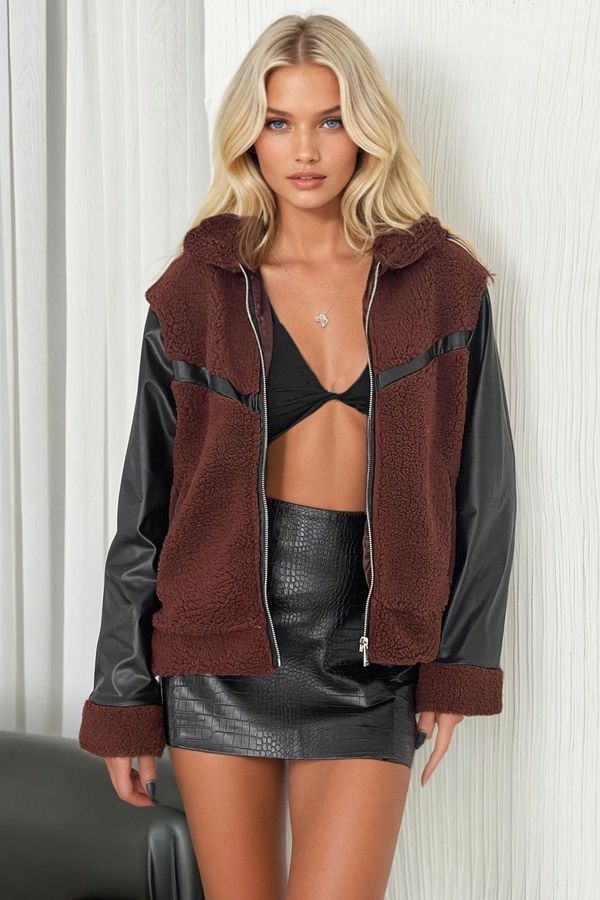 Trend Alaçatı Stili Trend Alaçatı Stili Women's Brown Leather Garnished Double Pocket Lined Plush Coat