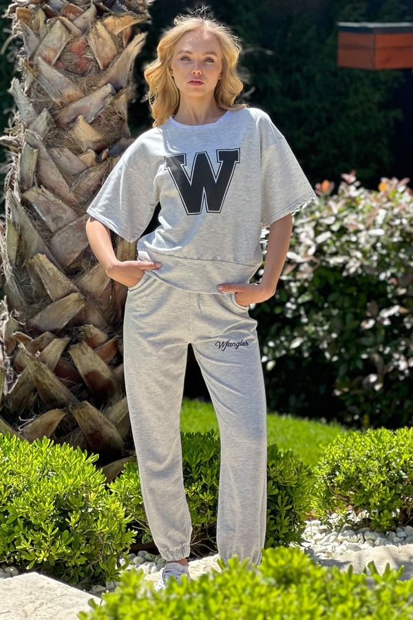 Trend Alaçatı Stili Trend Alaçatı Stili Women's Carmelange Printed T-Shirt And High Waist Jogging Suit