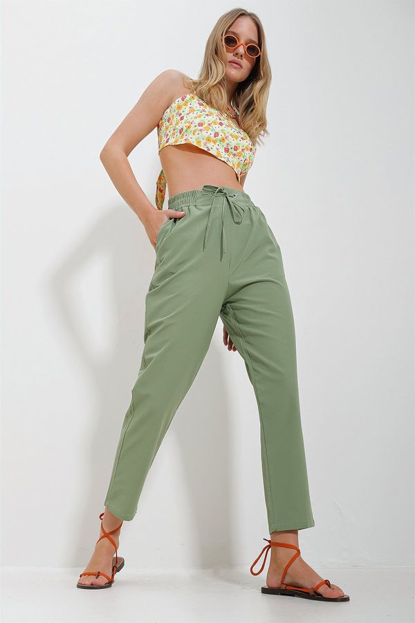 Trend Alaçatı Stili Trend Alaçatı Stili Women's Green Elastic Waist Double Pocket Woven Trousers