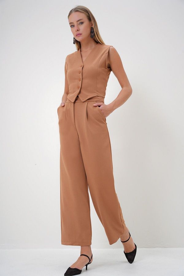 Trend Alaçatı Stili Trend Alaçatı Stili Women's Mink V-Neck Buttoned Vest and Double Pocket Palazzo Trouser Set