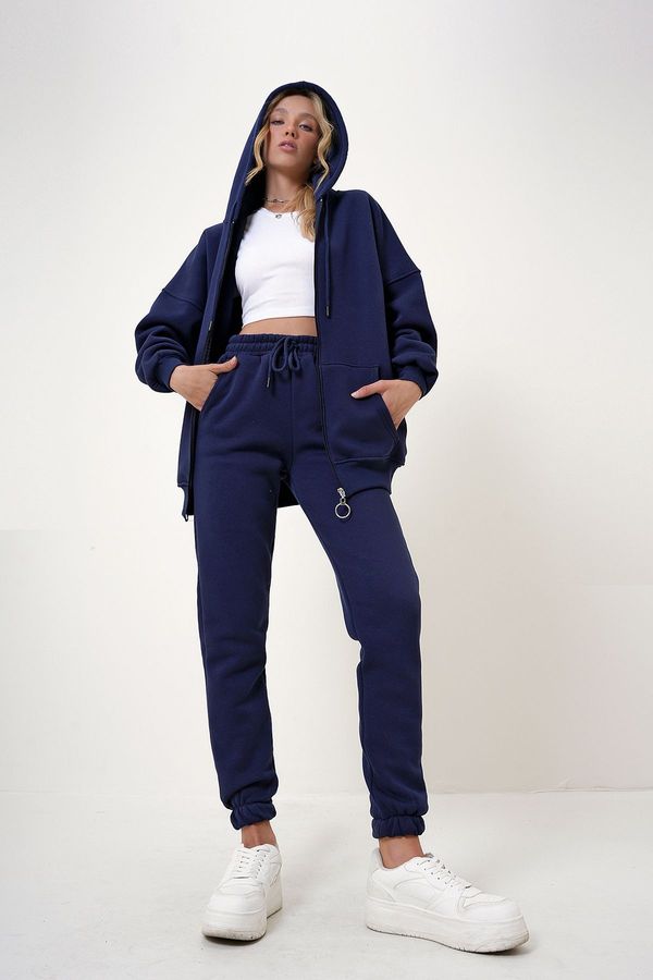 Trend Alaçatı Stili Trend Alaçatı Stili Women's Navy Blue Hooded Kangaroo Pocket 3 Yarn Inside Raised Tracksuit