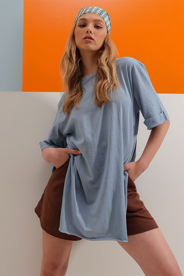 Trend Alaçatı Stili Trend Alaçatı Stili Women's Sky Blue Crew Neck Double Sleeve Oversize Cotton Basic T-Shirt
