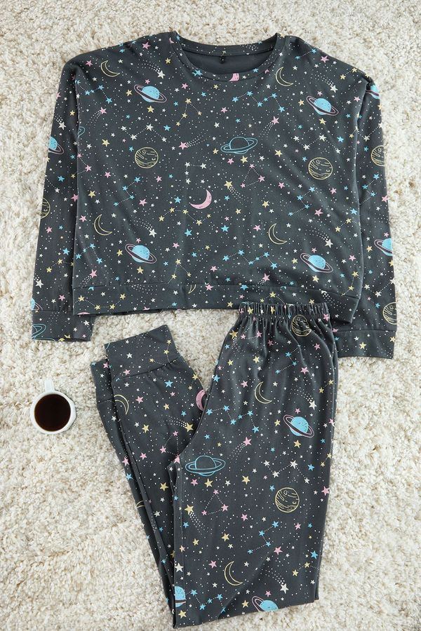 Trendyol Trendyol Anthracite 100% Cotton Galaxy Patterned Knitted Pajama Set