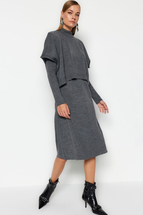 Trendyol Trendyol Anthracite Midi Knitwear Super Wide Pattern Sweater Dress