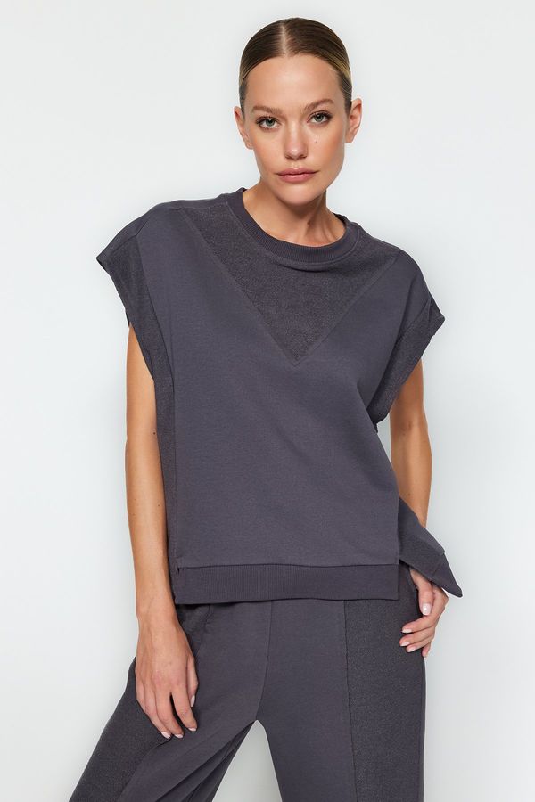 Trendyol Trendyol Anthracite Regular/Normal fit Stitching details, Stand-up Collar Sleeveless, Thick Knitted Sweatshirt
