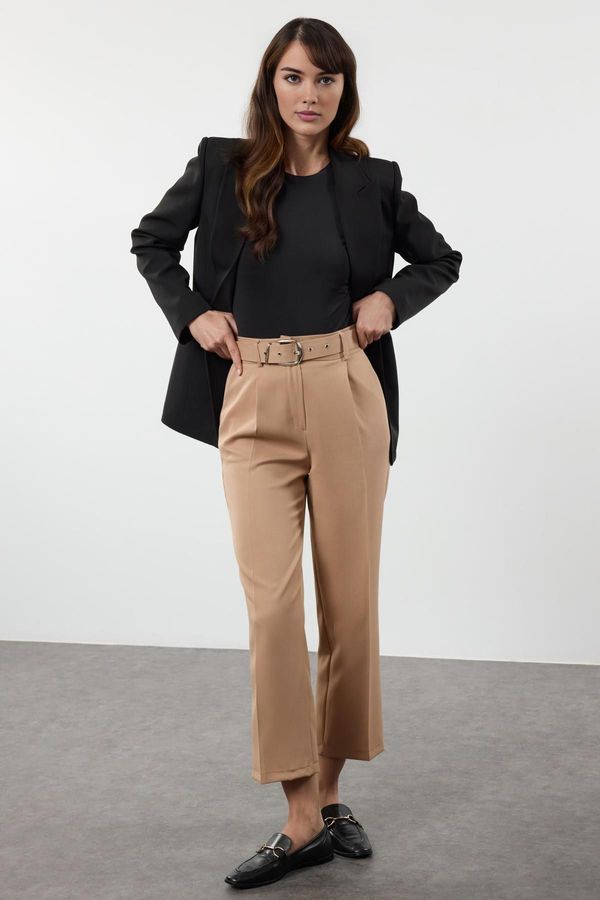 Trendyol Trendyol Beige Belted Ankle Length Woven Trousers