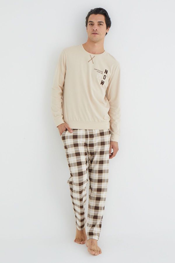 Trendyol Trendyol Beige Regular Fit Plaid Knitted Pajama Set