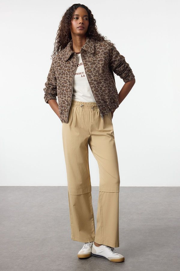 Trendyol Trendyol Beige Straight Cut Elastic Waist Woven Trousers