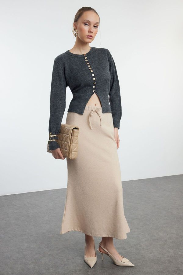 Trendyol Trendyol Beige Thessaloniki Fabric Fish Form Lace Detailed Maxi Knitted Skirt