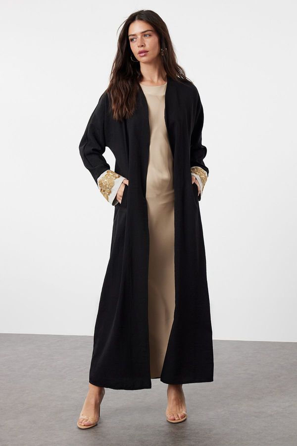 Trendyol Trendyol Black Accessory Embroidered Woven Cap & Abaya