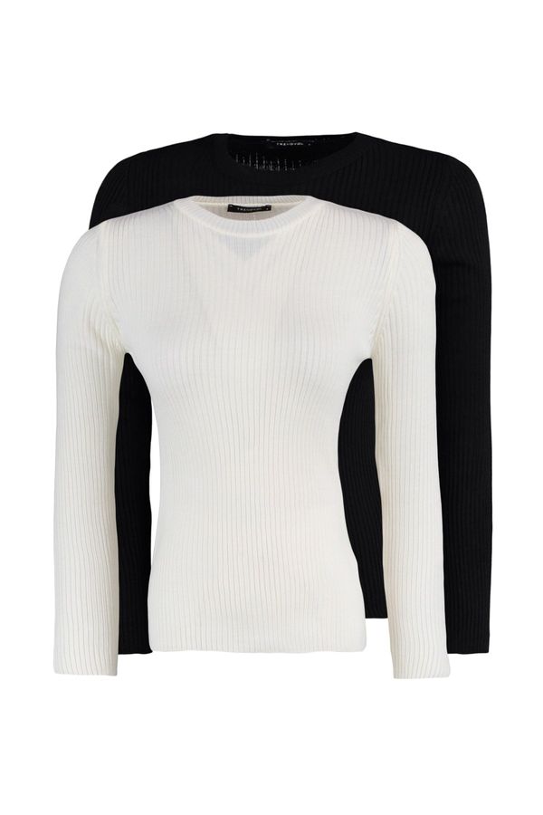 Trendyol Trendyol Black and White Knitwear Sweater