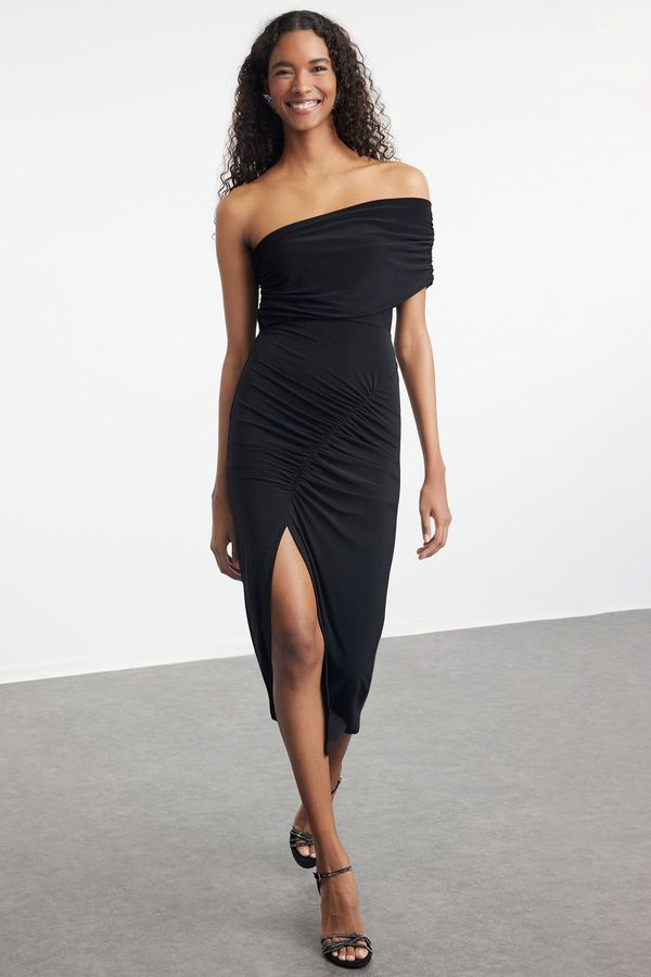 Trendyol Trendyol Black Body-Styling Woven Dress