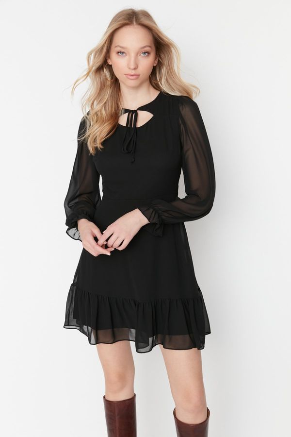 Trendyol Trendyol Black Collar Detailed Woven Dress